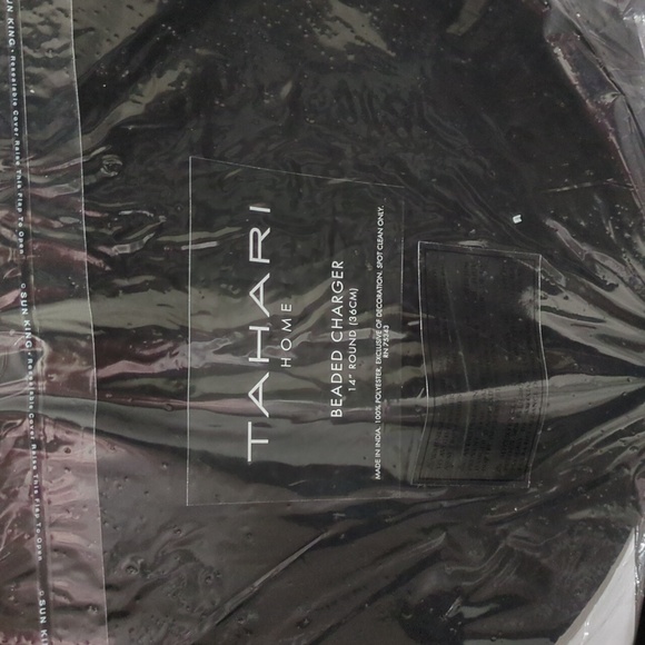 NWT! Set Of 4 Tahari 14in. Round Beaded Checker Ghost Placemats - Picture 4 of 4